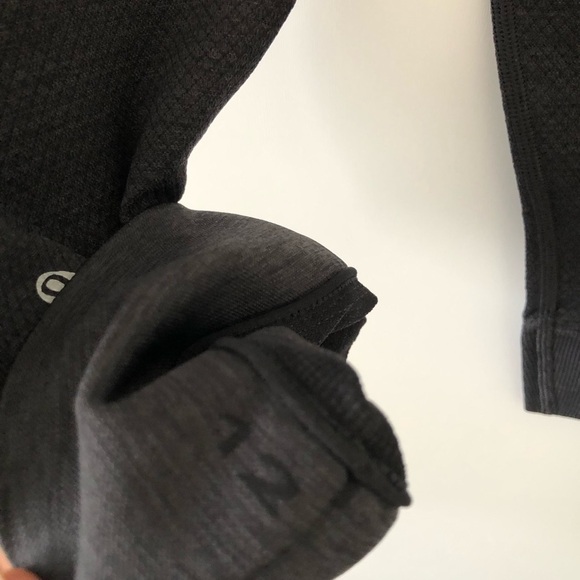 Lululemon Gray Seamlessly Crops 12 - Picture 6 of 6